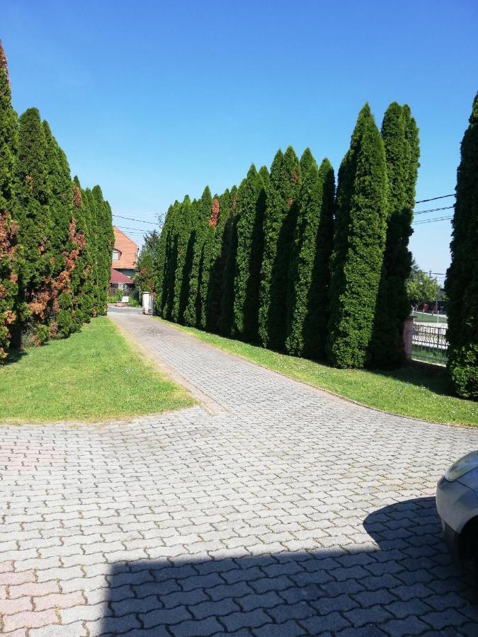 Berkenye Apartman Apartamento Zalakaros Exterior foto